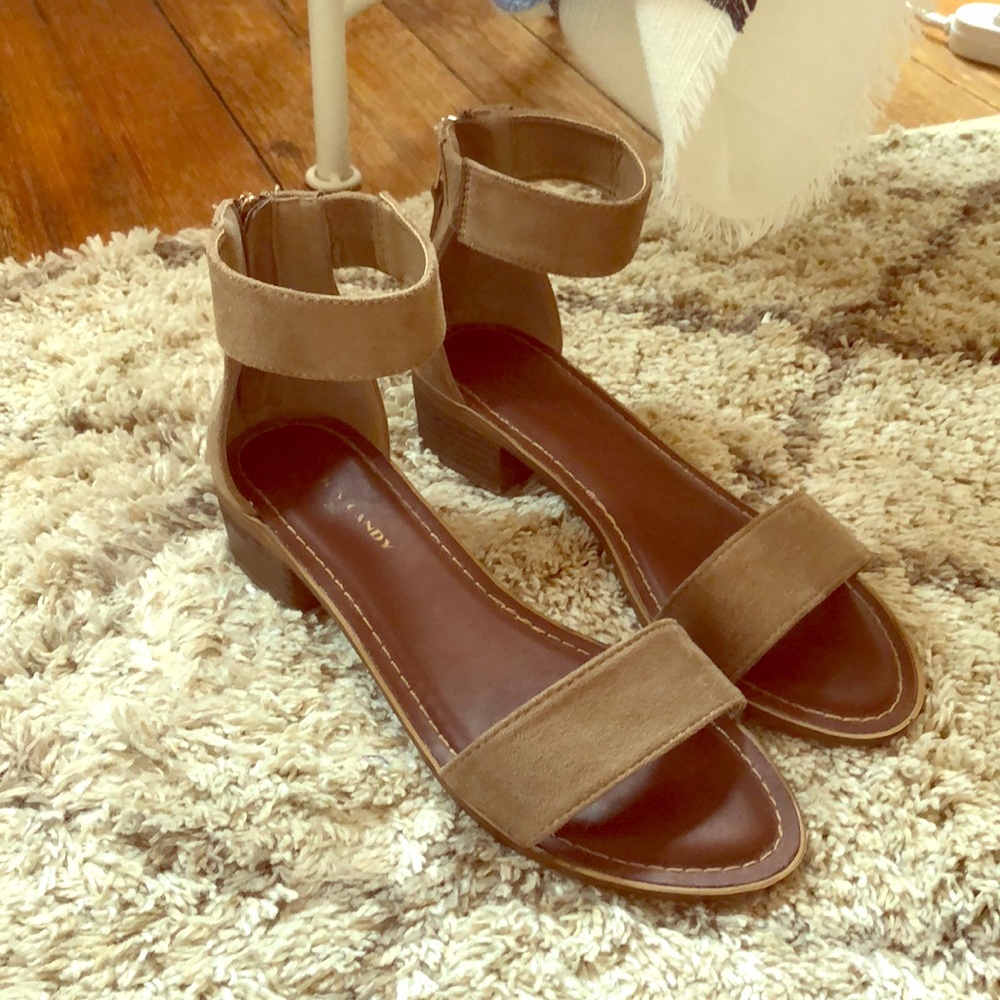 Super Cute Ankle Strap Neutral Sandals!
